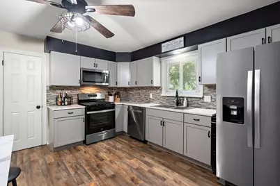 652 N Guyer Street, Hobart, IN 46342 - Photo 8