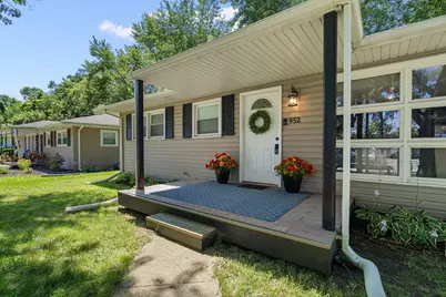 652 N Guyer Street, Hobart, IN 46342 - Photo 2