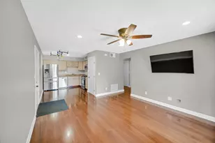 3507 Timberbridge Dr, Valparaiso, IN 46383 - Photo 2