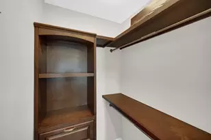 3507 Timberbridge Dr, Valparaiso, IN 46383 - Photo 10