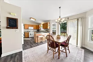 2048 Landmark St, Portage, IN 46368 - Photo 8