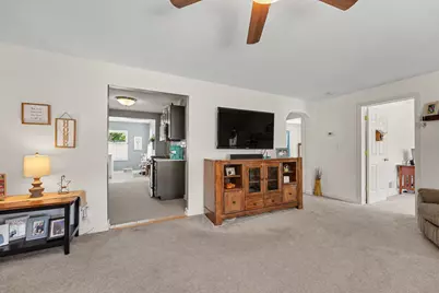 211 Berens Street, Dyer, IN 46311 - Photo 6