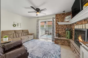 211 Berens St, Dyer, IN 46311 - Photo 10