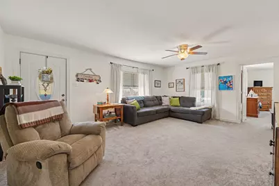 211 Berens Street, Dyer, IN 46311 - Photo 4