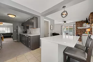211 Berens St, Dyer, IN 46311 - Photo 8