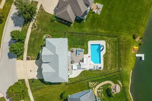 7217 Boardwalk Cir, Crown Point, IN 46307 - Photo 56
