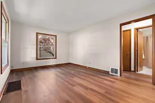 2937 Condit St, Highland, IN 46322 - Photo 6