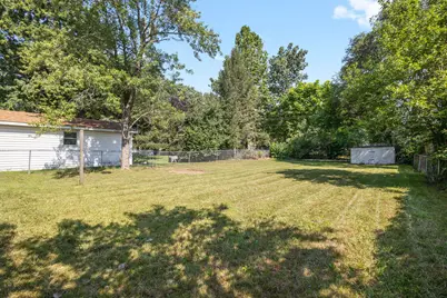403 W Ellis Street, Knox, IN 46534 - Photo 18
