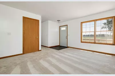 7095 E US Highway 20, New Carlisle, IN 46552 - Photo 6