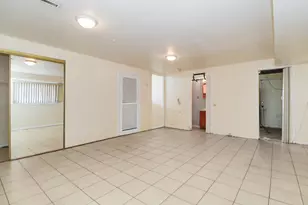 530 E 52nd Pl, Merrillville, IN 46410 - Photo 24