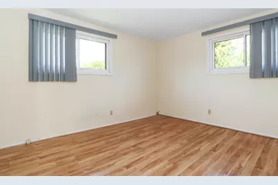 530 E 52nd Place, Merrillville, IN 46410 - Photo 16