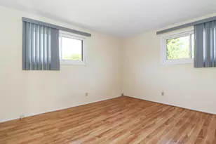 530 E 52nd Pl, Merrillville, IN 46410 - Photo 16