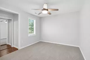 1735 S Fairbanks St, Griffith, IN 46319 - Photo 16