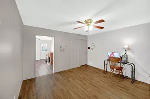 716 4th St, La Porte, IN 46350 - Photo 8