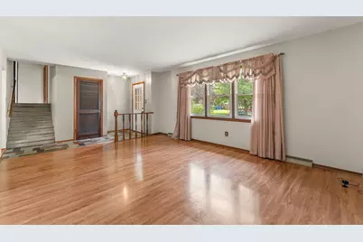 404 Hemlock Lane, Crown Point, IN 46307 - Photo 2
