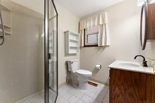404 Hemlock Ln, Crown Point, IN 46307 - Photo 16