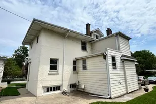 4 Ruth St, Calumet City, IL 60409 - Photo 2