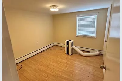 4 Ruth Street, Calumet City, IL 60409 - Photo 8
