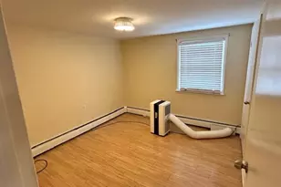 4 Ruth St, Calumet City, IL 60409 - Photo 8