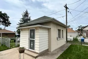 4 Ruth St, Calumet City, IL 60409 - Photo 4