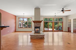 9033 Dallas Pl, Crown Point, IN 46307 - Photo 6