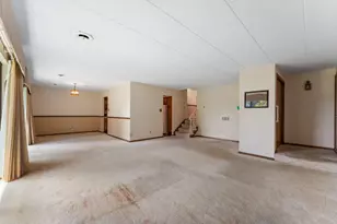 419 Fisher St, Munster, IN 46321 - Photo 4