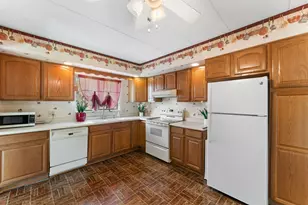 419 Fisher St, Munster, IN 46321 - Photo 10