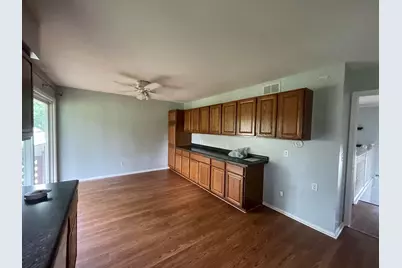 302 Green Acres Drive, Valparaiso, IN 46383 - Photo 10