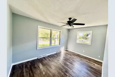 302 Green Acres Drive, Valparaiso, IN 46383 - Photo 14