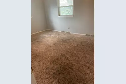 302 Green Acres Drive, Valparaiso, IN 46383 - Photo 14