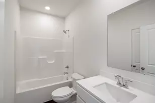 10405 Iowa St, Crown Point, IN 46307 - Photo 6