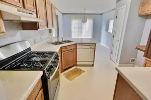 7448 Mary Kay Ct, Crown Point, IN 46307 - Photo 4