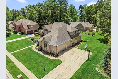 2505 Inverness Drive, Valparaiso, IN 46383 - Photo 2