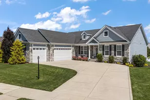 3202 Kickbush Dr, Valparaiso, IN 46385 - Photo 2