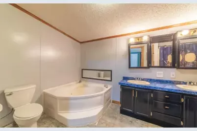 688 County Road 1100 S, Wolcott, IN 47995 - Photo 22