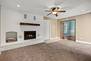 2054 Shawnee Ct, Valparaiso, IN 46385 - Photo 4