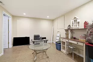 12284 Perry St, Crown Point, IN 46307 - Photo 26