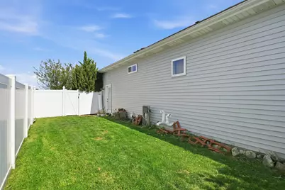 12284 Perry Street, Crown Point, IN 46307 - Photo 8