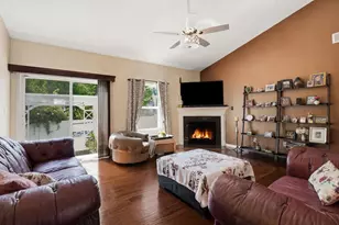 12284 Perry St, Crown Point, IN 46307 - Photo 12