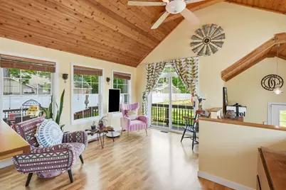 8620 Marquette Road, Schererville, IN 46375 - Photo 16