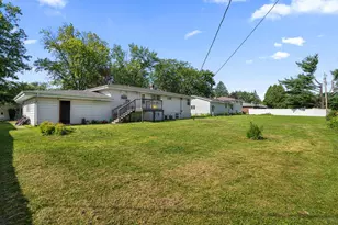 1810 W 93rd Pl, Crown Point, IN 46307 - Photo 20