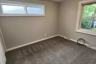 3515 164th St, Hammond, IN 46323 - Photo 4