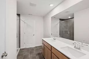 2560 Iowa St, Crown Point, IN 46307 - Photo 20