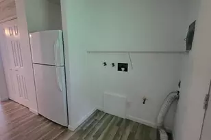 126 E 73rd Ave, Merrillville, IN 46410 - Photo 12