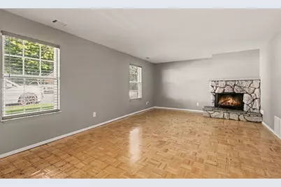 1804 Burgundy Street, Schererville, IN 46375 - Photo 4