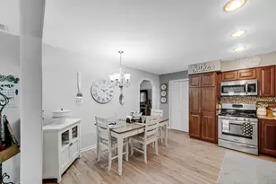 2100 E 9th Pl, Hobart, IN 46342 - Photo 8