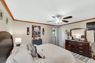 2100 E 9th Pl, Hobart, IN 46342 - Photo 14
