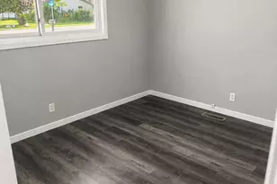 1025 W Porter Ave, Chesterton, IN 46304 - Photo 8