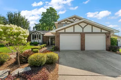 798 Savannah Drive, Crown Point, IN 46307 - Photo 2