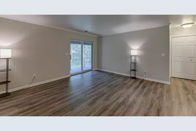 750 Hidden Oak Trail #2b, Hobart, IN 46342 - Photo 6